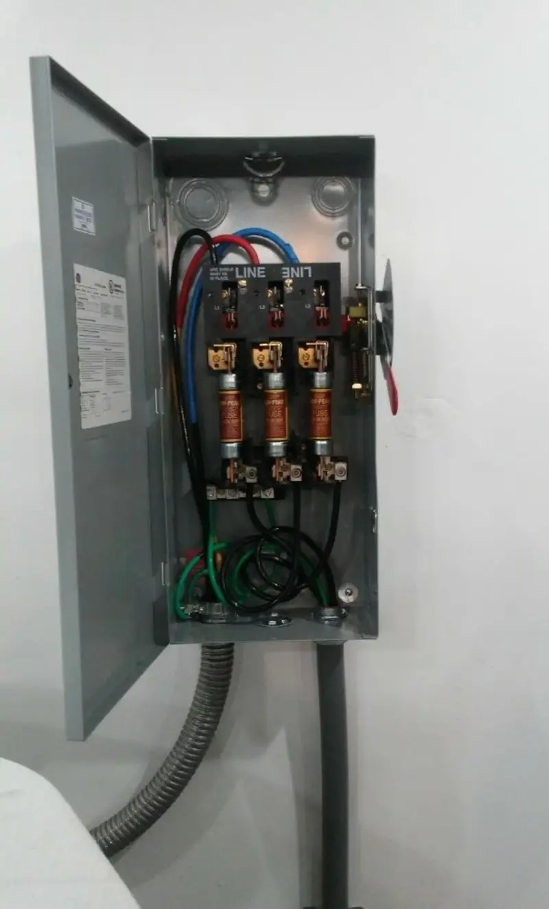 Three-phase disconnect switch installed for Electrical Wiring & Rewiring in Ashland